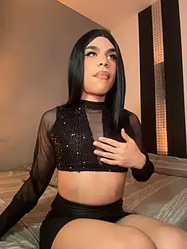 LucyGiraldo online show from July 9, 2026, 5:50 pm