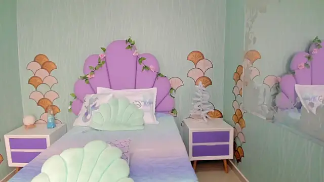 Isa little4u online show from January 2, 2025, 9:28 pm