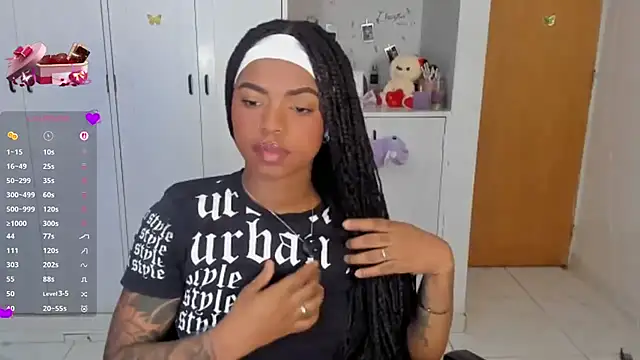 Marce 22 online show from February 18, 2026, 4:19 am