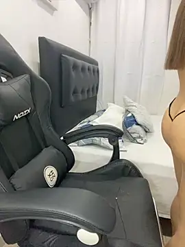 Snapshot of Belissa_miller chatting on September 22, 2025, 7:05 pm Belissa miller online show from September 22, 2025, 7:05 pm