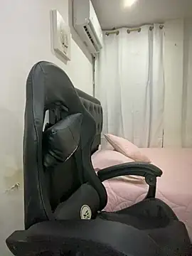 Snapshot of Belissa_miller chatting on April 7, 2026, 7:14 pm Belissa miller online show from April 7, 2026, 7:14 pm