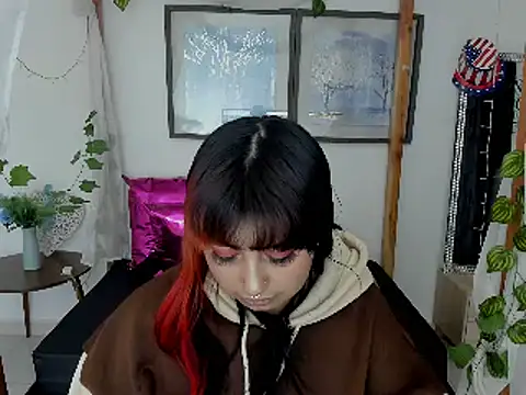 lussyevans24 online show from December 30, 2024, 6:53 am