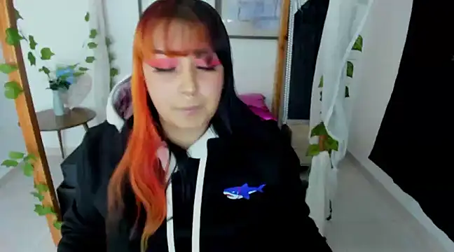 lussyevans24 online show from January 24, 2025, 3:54 am
