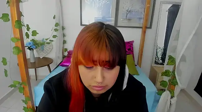 lussyevans24 online show from January 30, 2025, 6:56 am