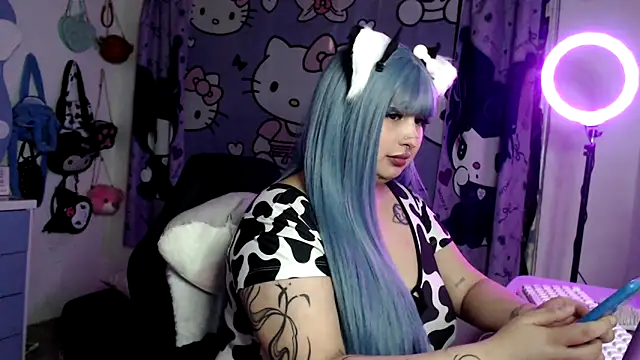lussyevans24 online show from May 4, 2026, 3:02 am