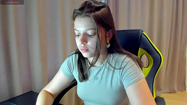 Nicky Rosee online show from May 29, 2026, 1:03 am