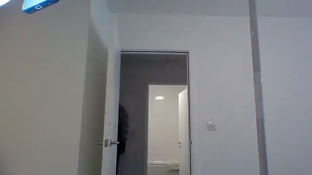 Cinderella Jewels  online show from October 24, 2025, 1:29 pm