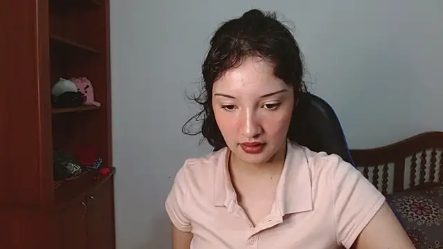 Snapshot of alexaa08 chatting on September 23, 2025, 12:08 pm alexaa08 online show from September 23, 2025, 12:08 pm