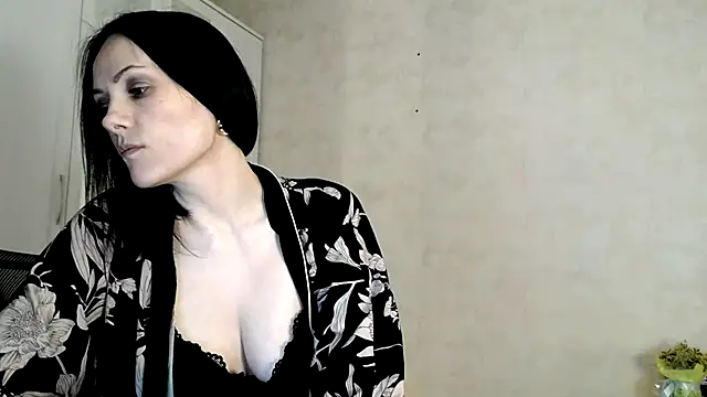 Devil Goddess online show from December 12, 2024, 3:27 pm