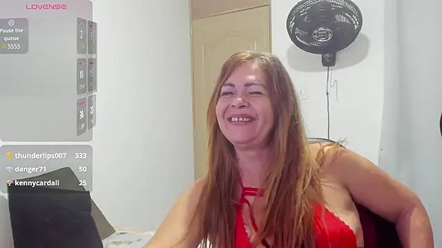 Snapshot of Sanddi_milff chatting on November 2, 2025, 4:42 pm Sanddi milff online show from November 2, 2025, 4:42 pm