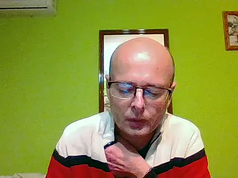 Snapshot of Tiger202441 chatting on October 14, 2025, 11:27 pm Tiger202441 online show from October 14, 2025, 11:27 pm