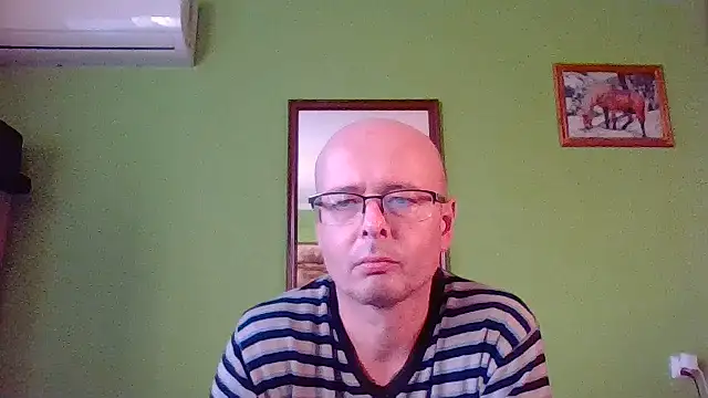 Tiger202441 online show from May 9, 2026, 5:40 pm