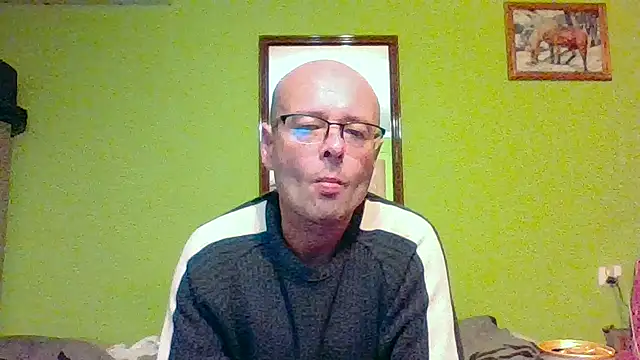 Tiger202441 online show from May 15, 2026, 7:10 pm