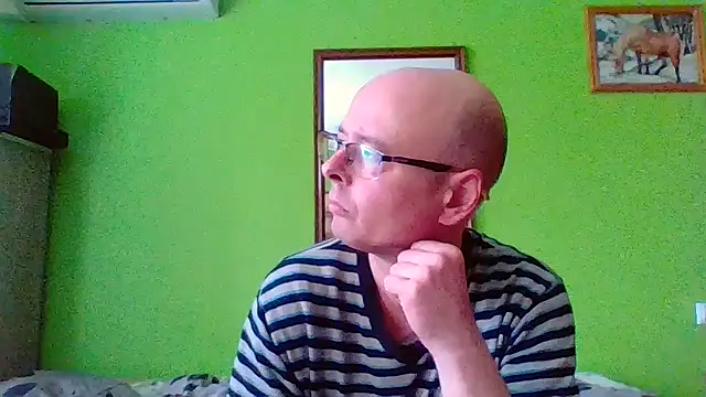Tiger202441 online show from May 17, 2026, 12:23 pm