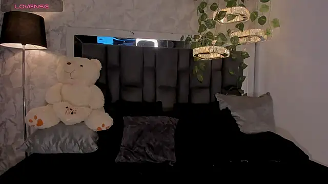 AllBlack  online show from March 8, 2025, 3:17 am