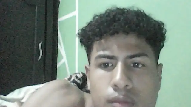 Snapshot of Nailo_teteban chatting on September 21, 2025, 12:45 am Nailo teteban online show from September 21, 2025, 12:45 am