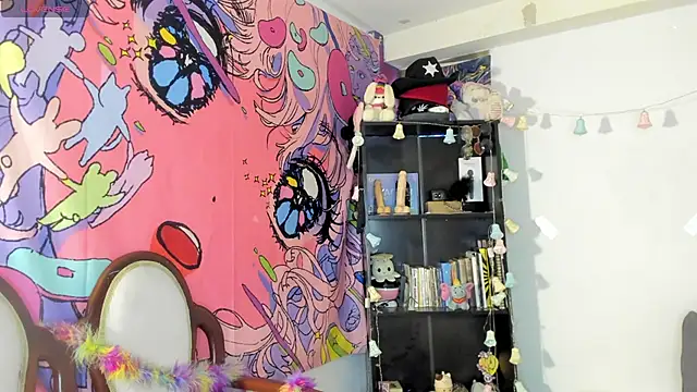 kittyzenn online show from November 12, 2025, 3:23 pm