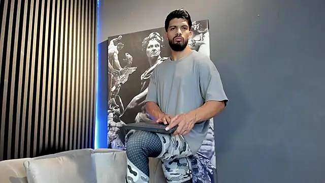 DannSaenz online show from January 3, 2025, 9:05 pm