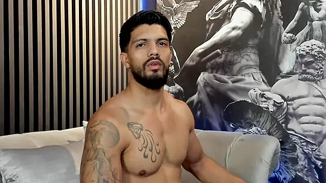 DannSaenz online show from January 4, 2025, 11:17 pm