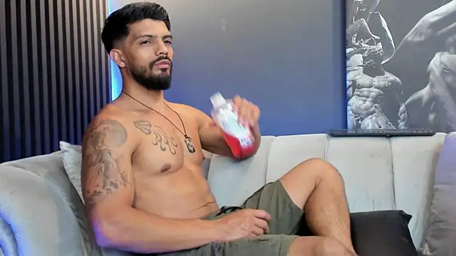 DannSaenz online show from January 9, 2025, 2:33 am
