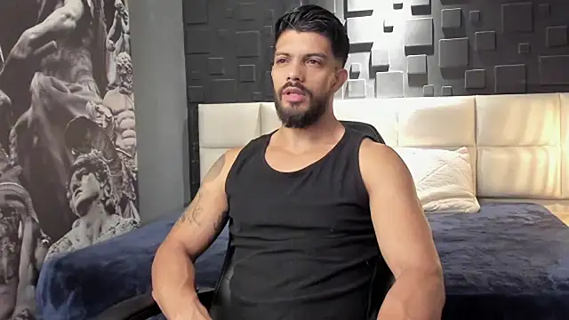 DannSaenz online show from January 12, 2025, 12:12 pm