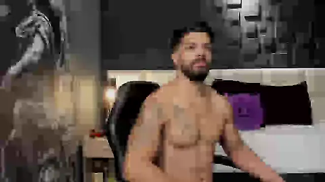 DannSaenz online show from January 29, 2025, 11:09 am