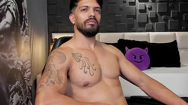 DannSaenz online show from January 29, 2025, 8:56 pm