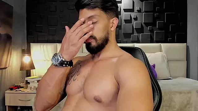 DannSaenz online show from February 6, 2025, 3:16 am