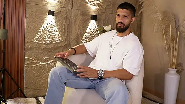 DannSaenz online show from May 31, 2026, 6:09 pm