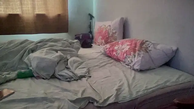 Snapshot of Diamond_Tyler chatting on June 16, 2026, 5:32 am Diamond Tyler online show from June 16, 2026, 5:32 am