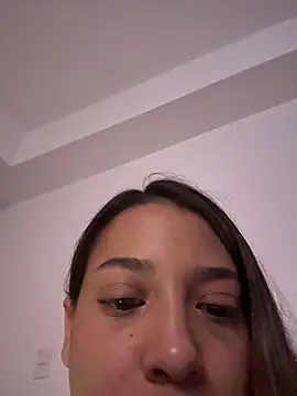 DanielaSaenz0 online show from June 22, 2026, 2:24 am