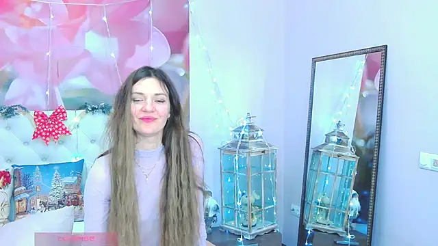 VioletUmi online show from December 11, 2024, 6:20 pm