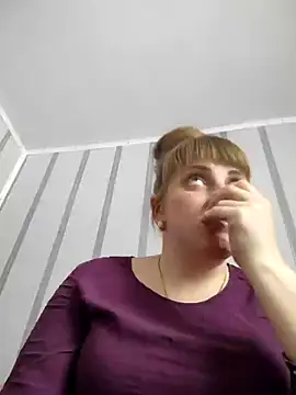 Snapshot of CoddessCrystal chatting on January 13, 2025, 12:13 pm CoddessCrystal online show from January 13, 2025, 12:13 pm