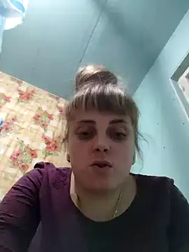 Snapshot of CoddessCrystal chatting on January 13, 2025, 5:33 pm CoddessCrystal online show from January 13, 2025, 5:33 pm