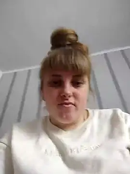 Snapshot of CoddessCrystal chatting on January 15, 2025, 8:51 am CoddessCrystal online show from January 15, 2025, 8:51 am