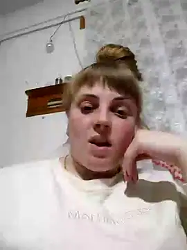 Snapshot of CoddessCrystal chatting on February 12, 2025, 6:09 pm CoddessCrystal online show from February 12, 2025, 6:09 pm