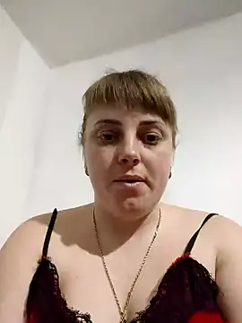 Snapshot of CoddessCrystal chatting on February 19, 2025, 4:55 am CoddessCrystal online show from February 19, 2025, 4:55 am