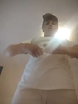 CoddessCrystal online show from March 19, 2026, 6:28 am