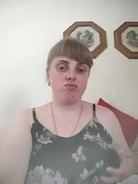 CoddessCrystal online show from May 27, 2026, 2:25 pm