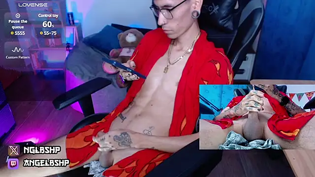 kyleowens  online show from February 10, 2025, 1:33 pm