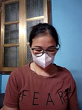 Hilary096 online show from March 21, 2025, 1:56 pm