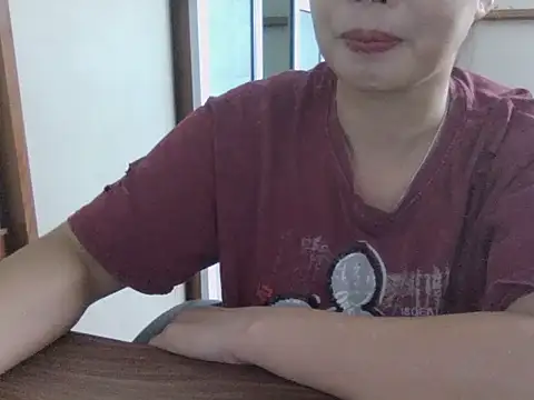 Hilary096 online show from September 15, 2025, 1:44 pm