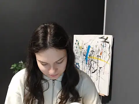 Snapshot of tart_girl chatting on December 17, 2024, 7:18 am tart girl online show from December 17, 2024, 7:18 am