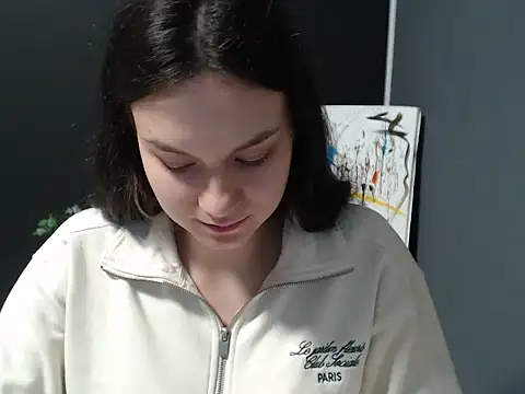 Snapshot of tart_girl chatting on December 17, 2024, 10:23 am tart girl online show from December 17, 2024, 10:23 am