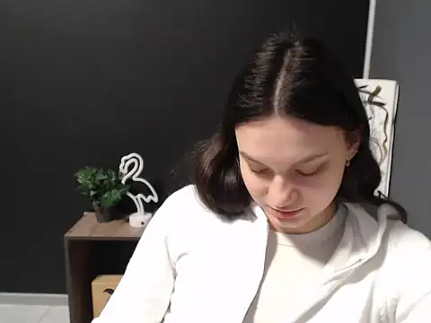Snapshot of tart_girl chatting on February 25, 2025, 7:52 am tart girl online show from February 25, 2025, 7:52 am