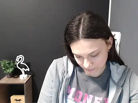 Snapshot of tart_girl chatting on March 12, 2025, 7:24 am tart girl online show from March 12, 2025, 7:24 am