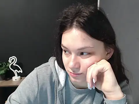 Snapshot of tart_girl chatting on March 21, 2025, 7:22 am tart girl online show from March 21, 2025, 7:22 am