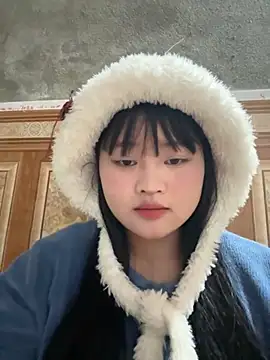 Snapshot of Anges893 chatting on November 13, 2025, 3:27 am Anges893 online show from November 13, 2025, 3:27 am