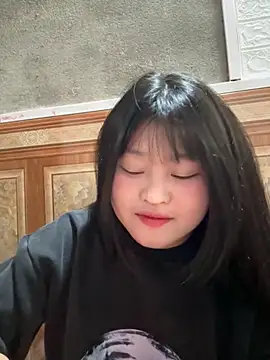 Snapshot of Anges893 chatting on November 30, 2025, 5:11 am Anges893 online show from November 30, 2025, 5:11 am