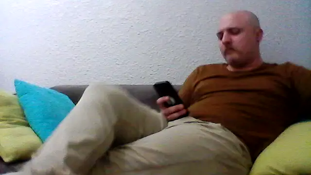 QueueFrenchie online show from October 21, 2025, 7:36 pm